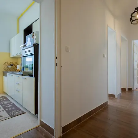 Amphitheater Lejlighed *