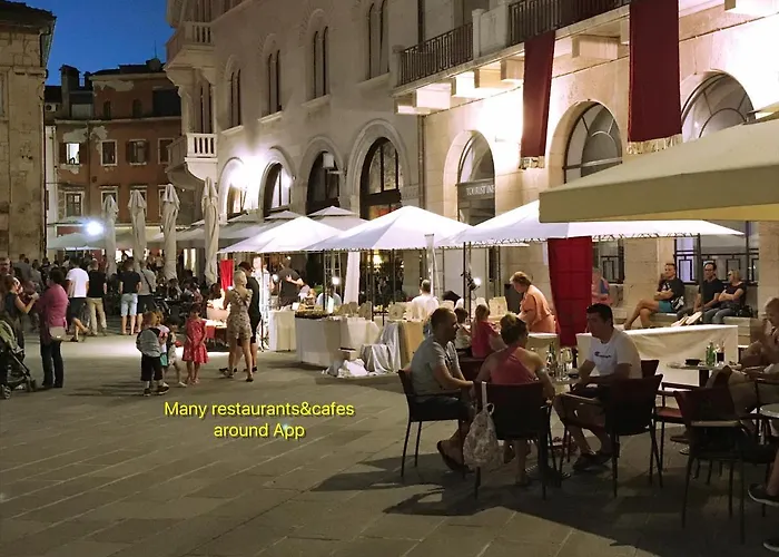 아파트 Amphitheater