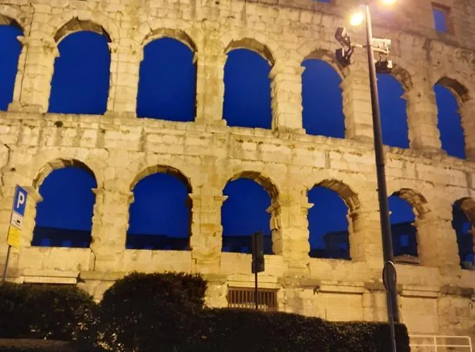 شقة Amphitheater